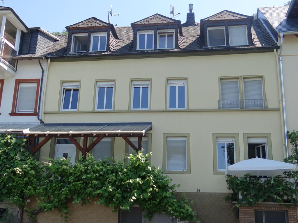 Haus Moezelblik - Schoene Aussicht Am Mosel Zell Exterior foto