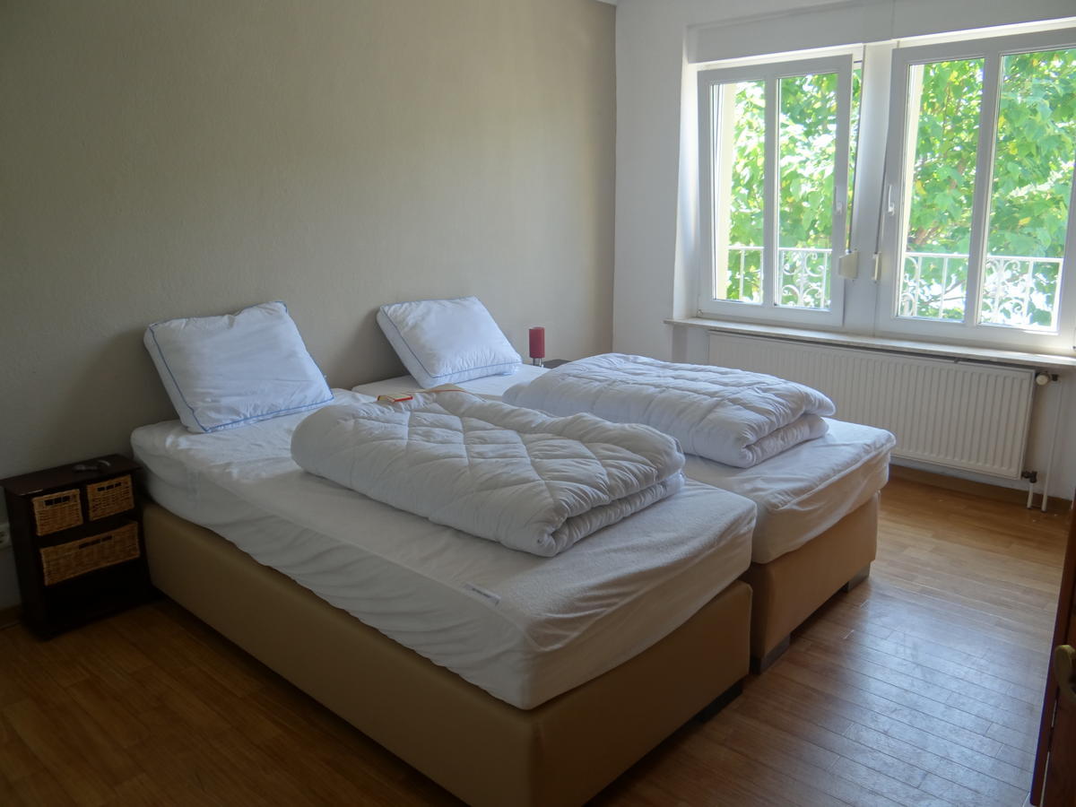 Haus Moezelblik - Schoene Aussicht Am Mosel Zell Habitación foto